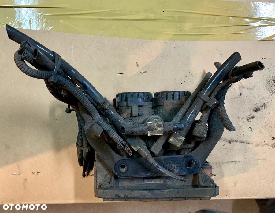 Zawór Modulator EBS Tył Dwukanałowy Man Knorr K000921 Regeneracja - 1