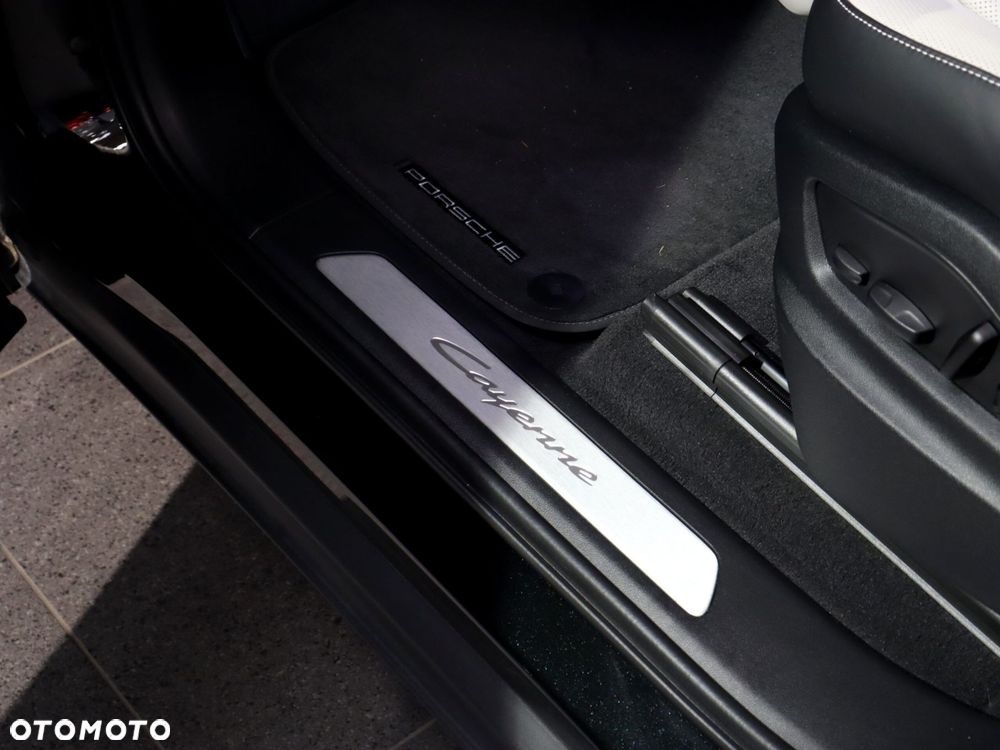 Porsche Cayenne E-Hybrid PHEV - 29