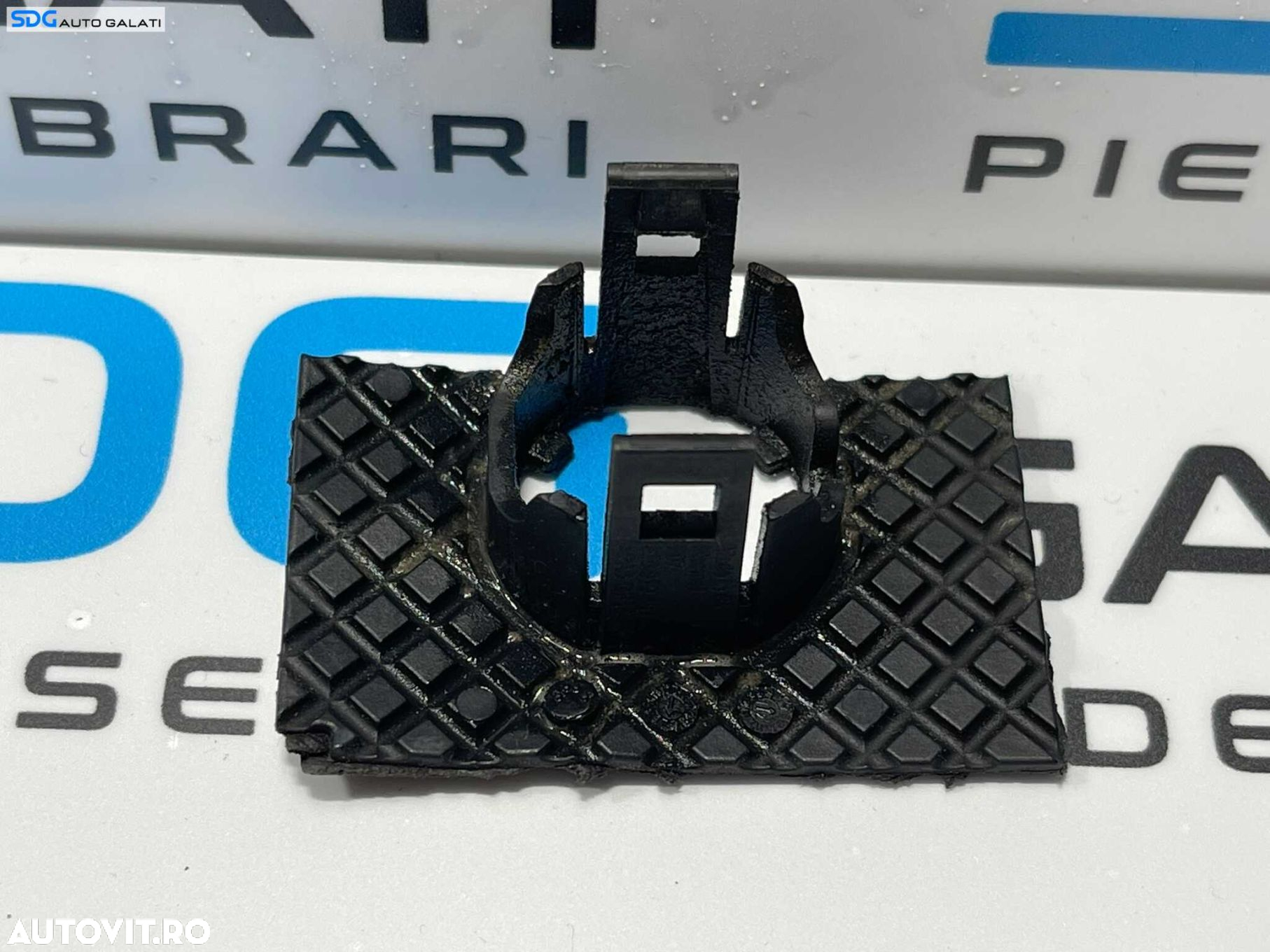Suport Prindere Senzor Senzori Parcare Volkswagen Sharan 2011 - 2016 Cod 3T0919491 - 2