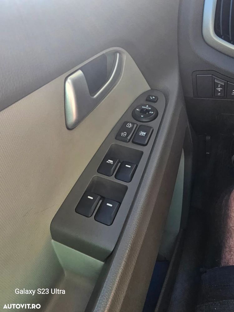 Kia Sportage - 12