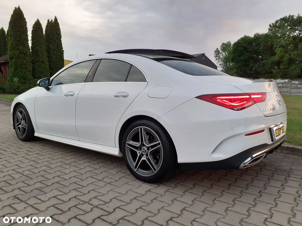 Mercedes-Benz CLA 200 7G-DCT - 8