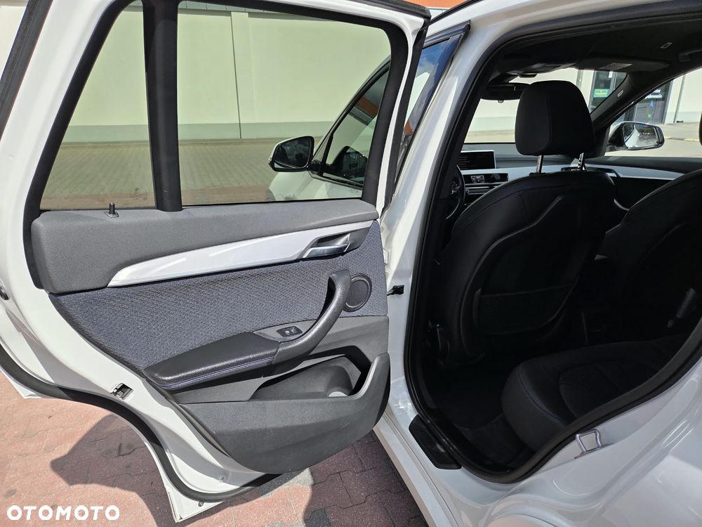 BMW X1 xDrive18d M Sport - 15