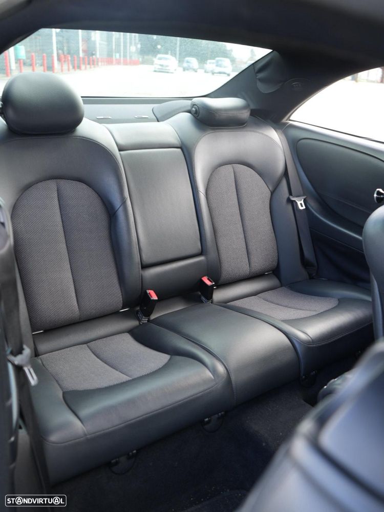 Mercedes-Benz CLK 220 CDi Avantgarde - 15