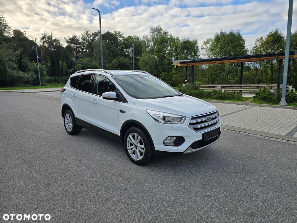 Ford Kuga - 25