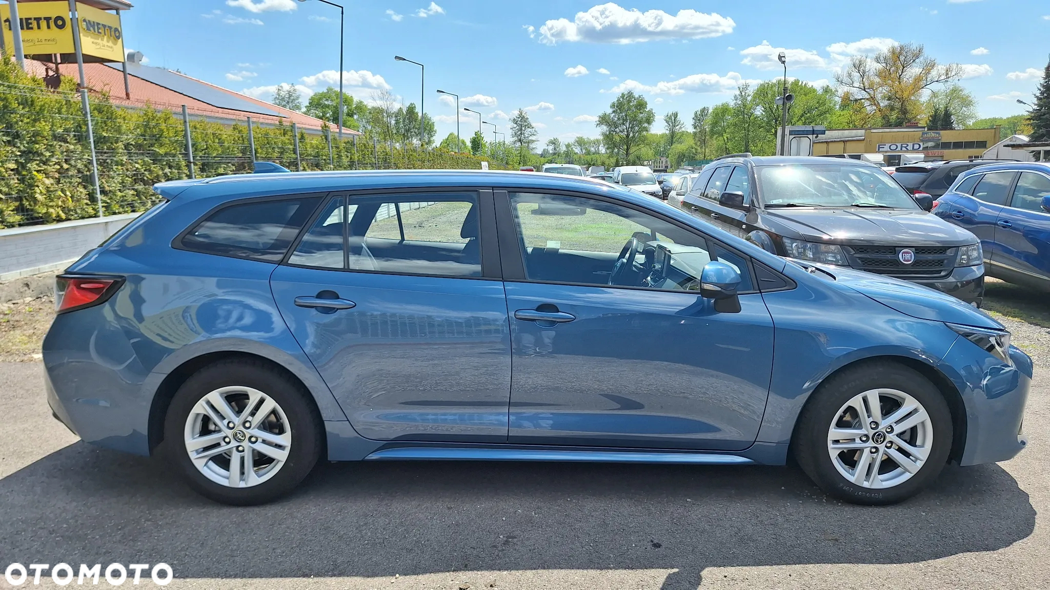 Toyota Corolla - 4
