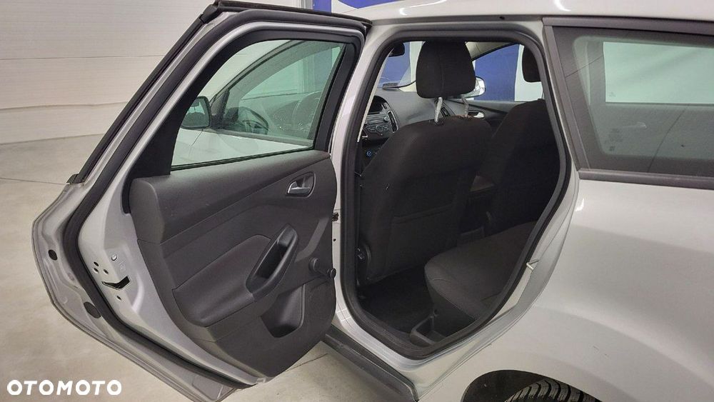 Ford Focus - 21