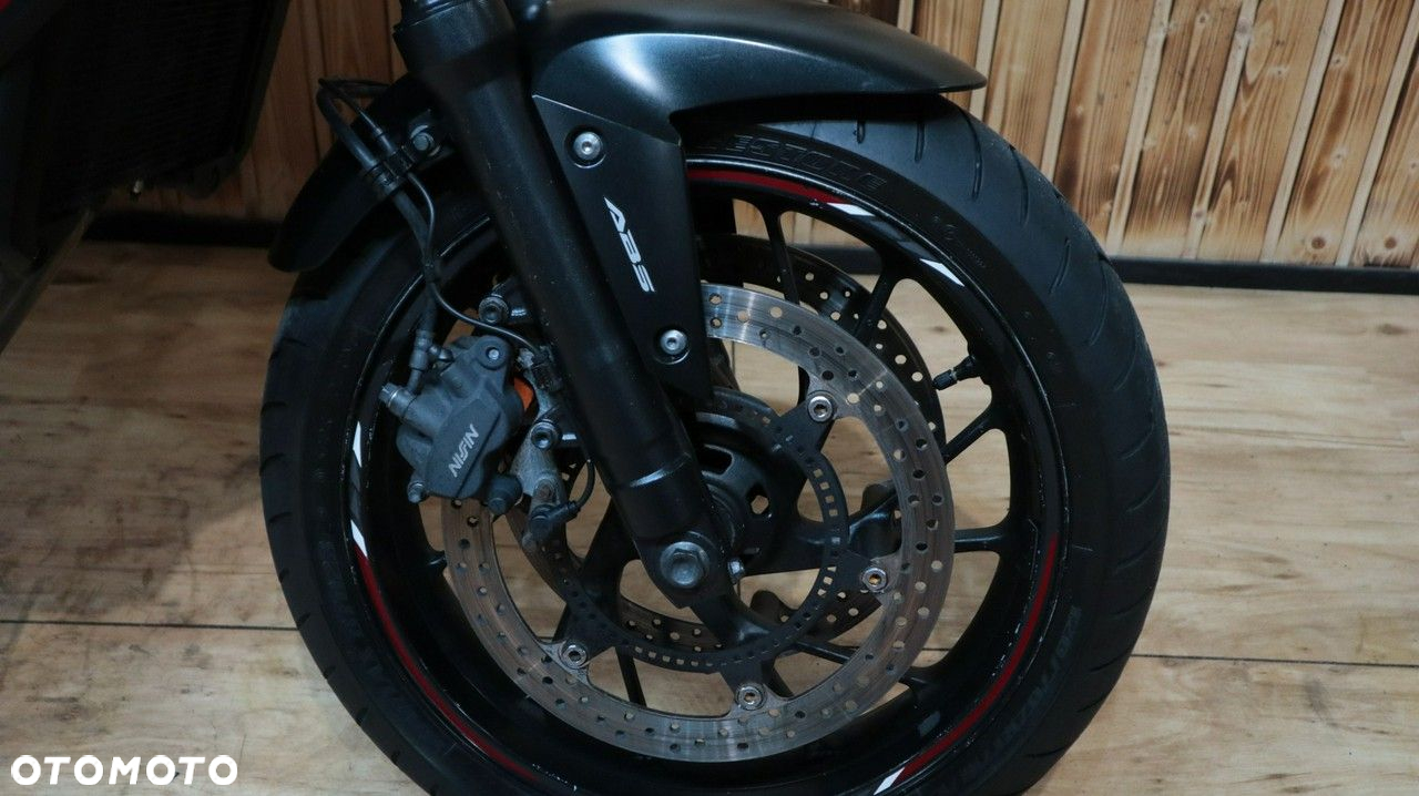 Honda CB - 22