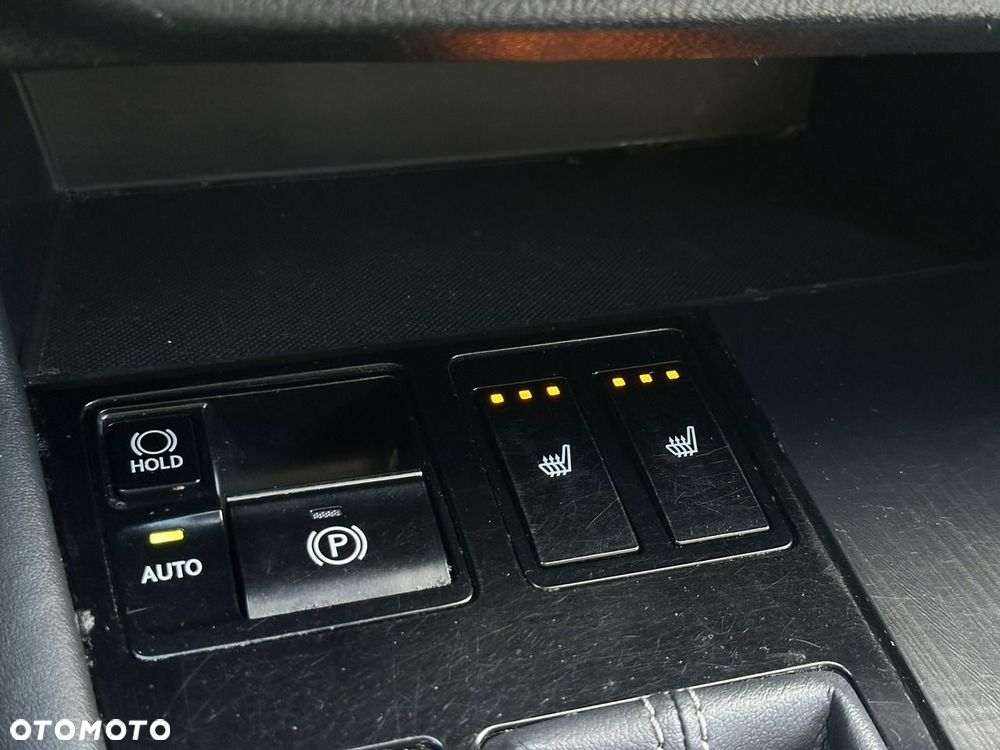 Lexus RX - 30