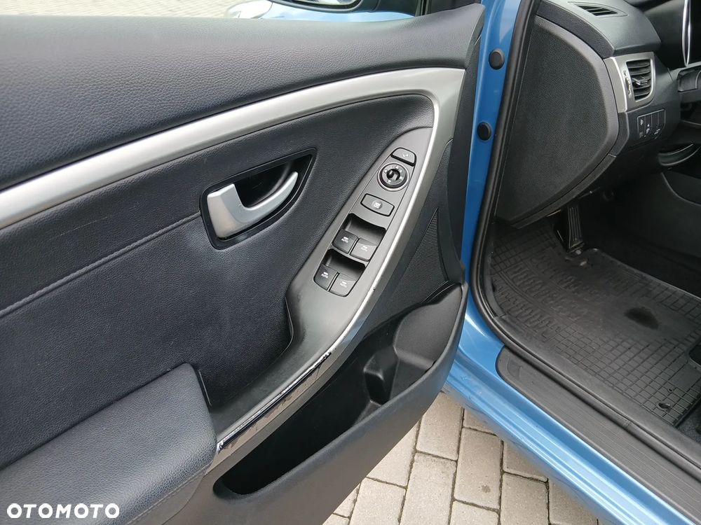 Hyundai i30 1.6 GDI Comfort - 10