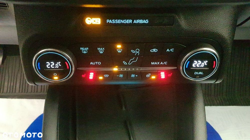 Ford Focus - 24
