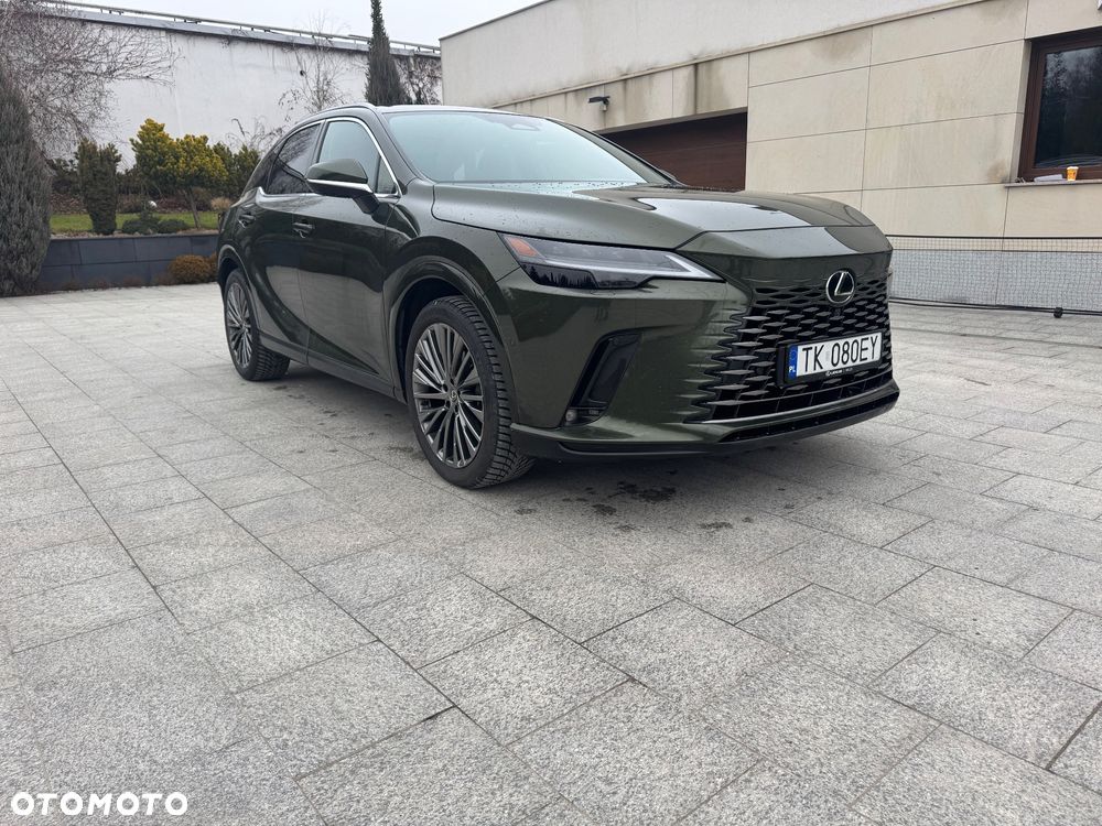 Lexus RX 450h+ Omotenashi - 2