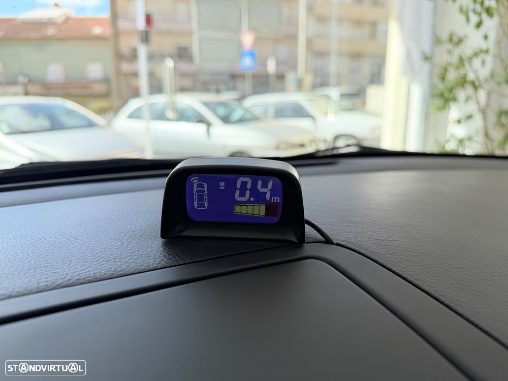 Toyota Avensis SW 2.2 D-CAT Sol+GPS - 29