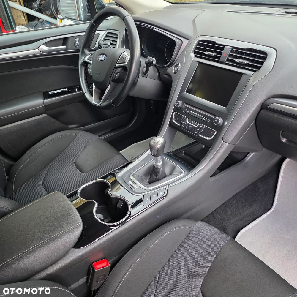 Ford Mondeo 1.6 TDCi Start-Stopp Titanium - 12