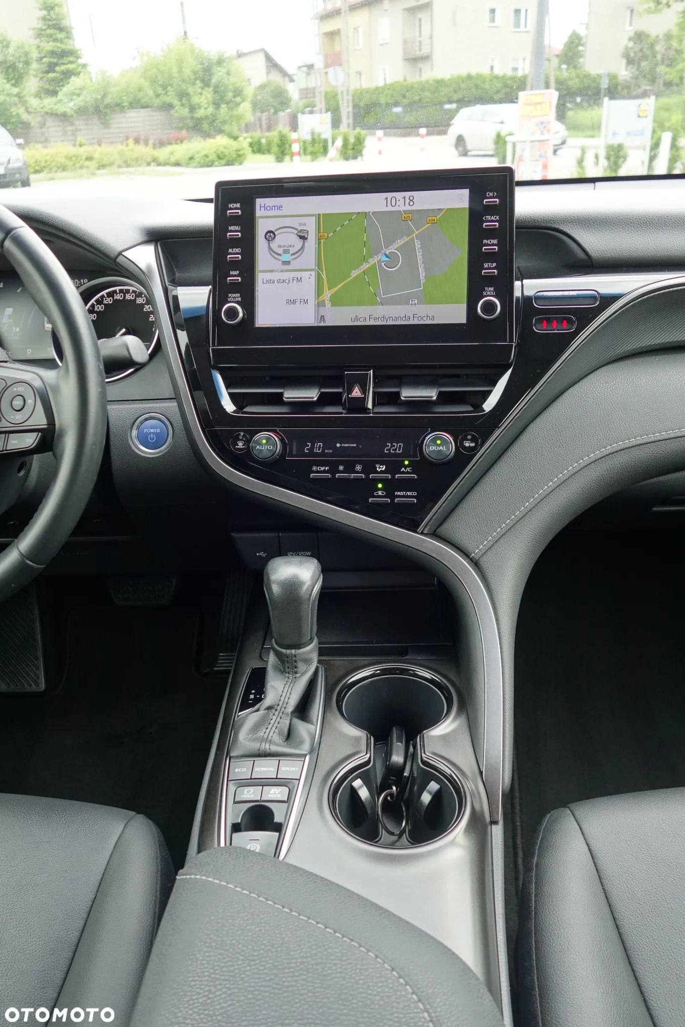 Toyota Camry 2.5 Hybrid Prestige CVT - 11