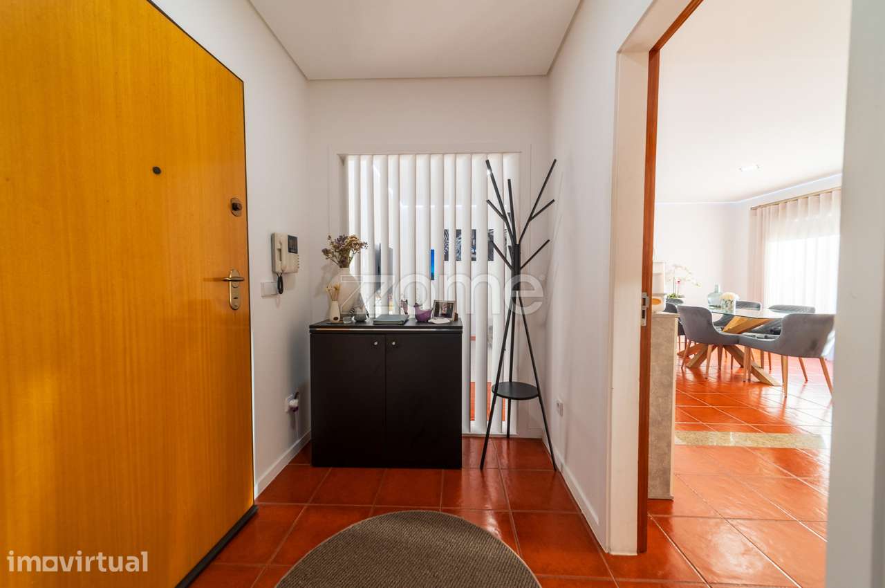 Apartamento T2 em Caldelas - Grande imagem: 3/36