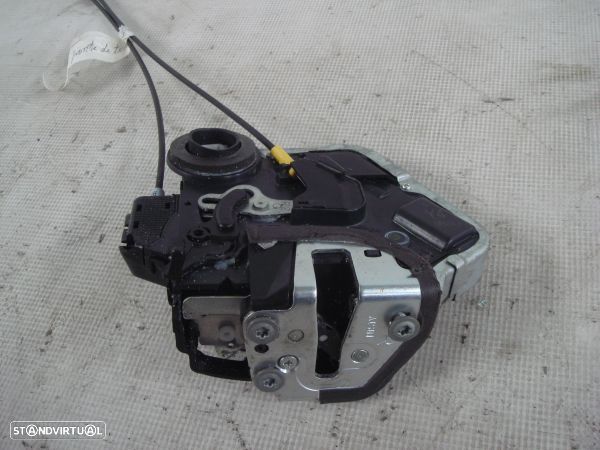 Fecho Da Porta Trás Dto Toyota Corolla (_E12_) - 2