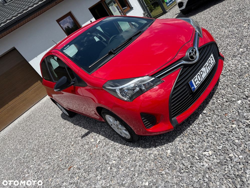 Toyota Yaris 1.0 Entry EU5 - 2