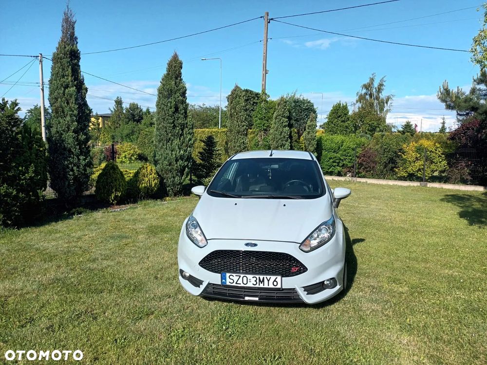 Ford Fiesta ST200 - 3