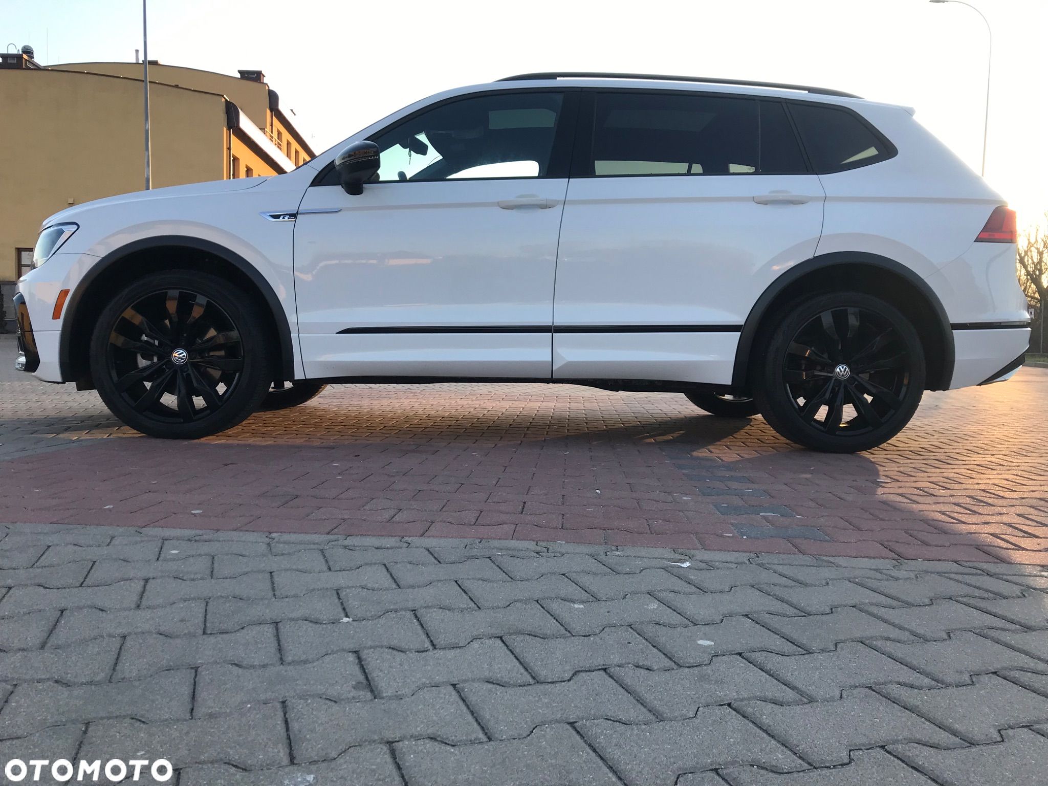 Volkswagen Tiguan Allspace 2.0 TSI 4Mot R-Line DSG - 1