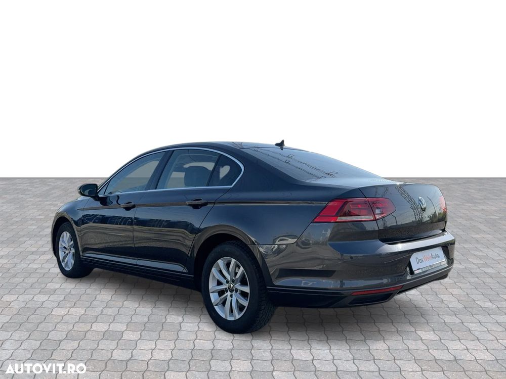 Volkswagen Passat 2.0 TDI DSG Comfortline - 3