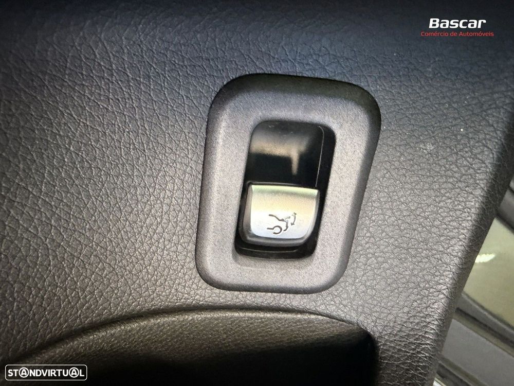 Mercedes-Benz C 220 BlueTEC Avantgarde+ Aut. - 28