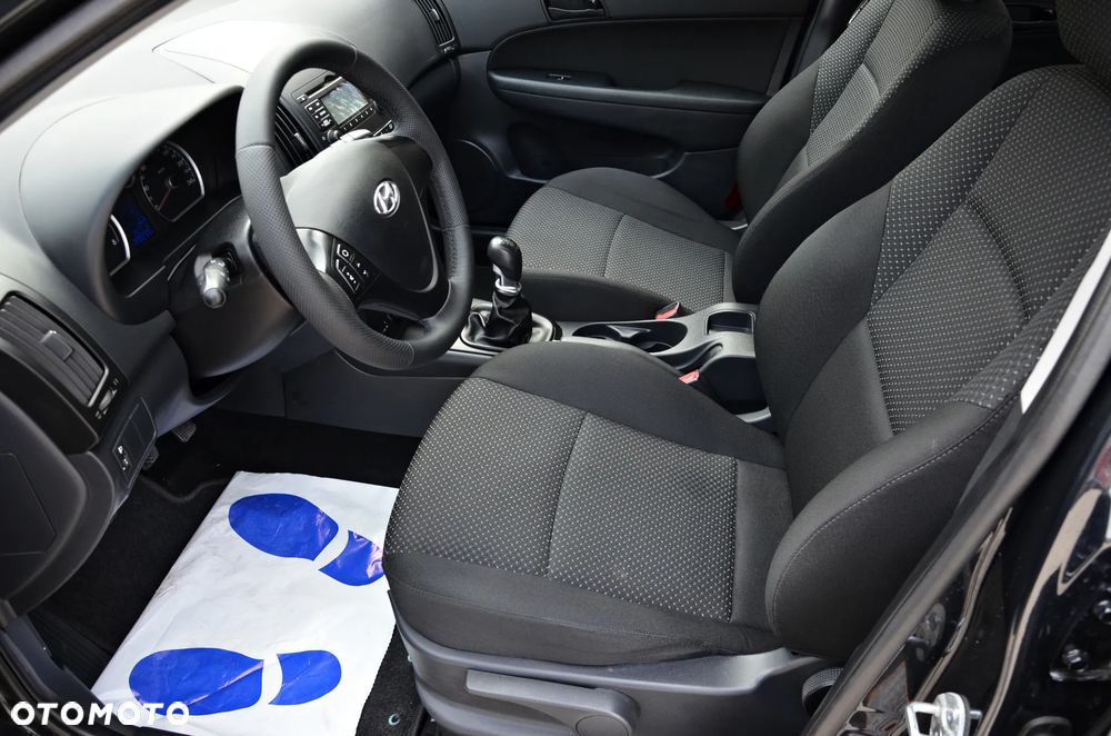 Hyundai i30 1.4 Classic + EU5 - 28