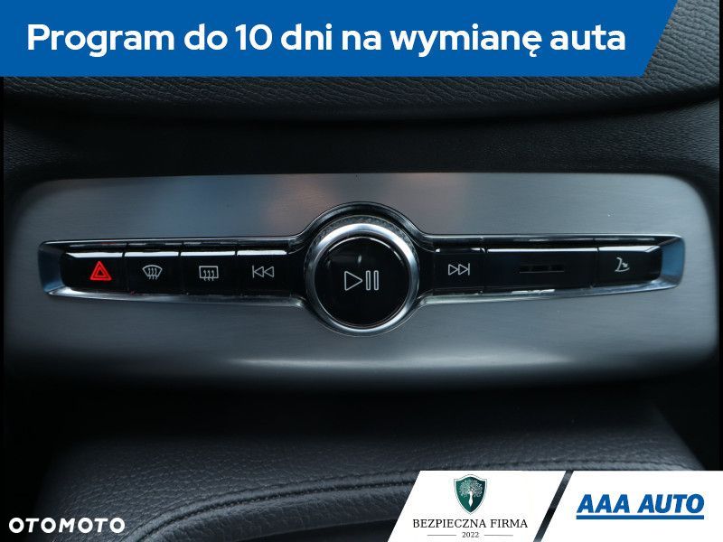 Volvo XC 90 - 20