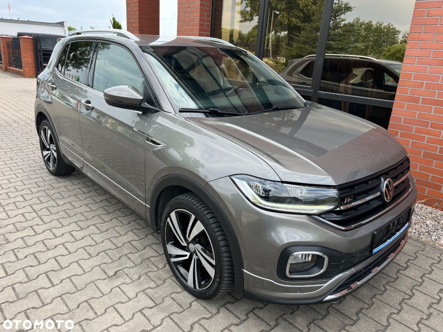 Volkswagen T-Cross 1.0 TSI R-Line DSG - 2