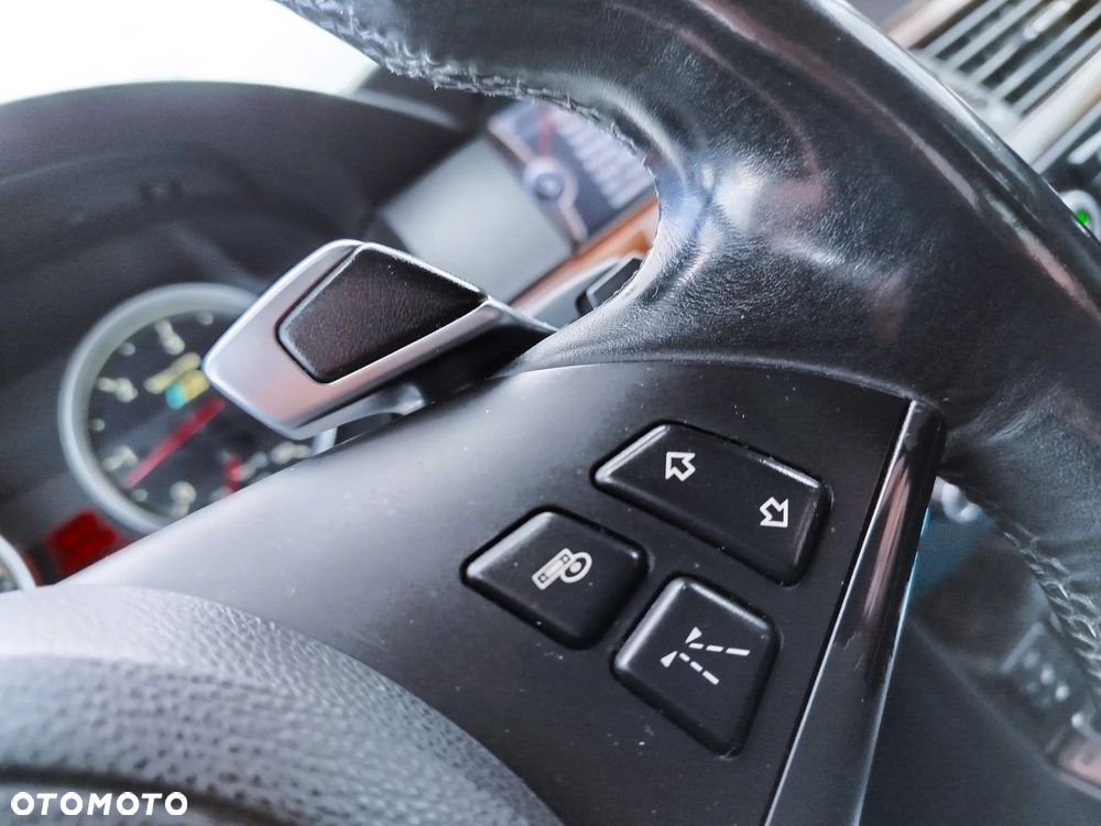 BMW Seria 5 - 12