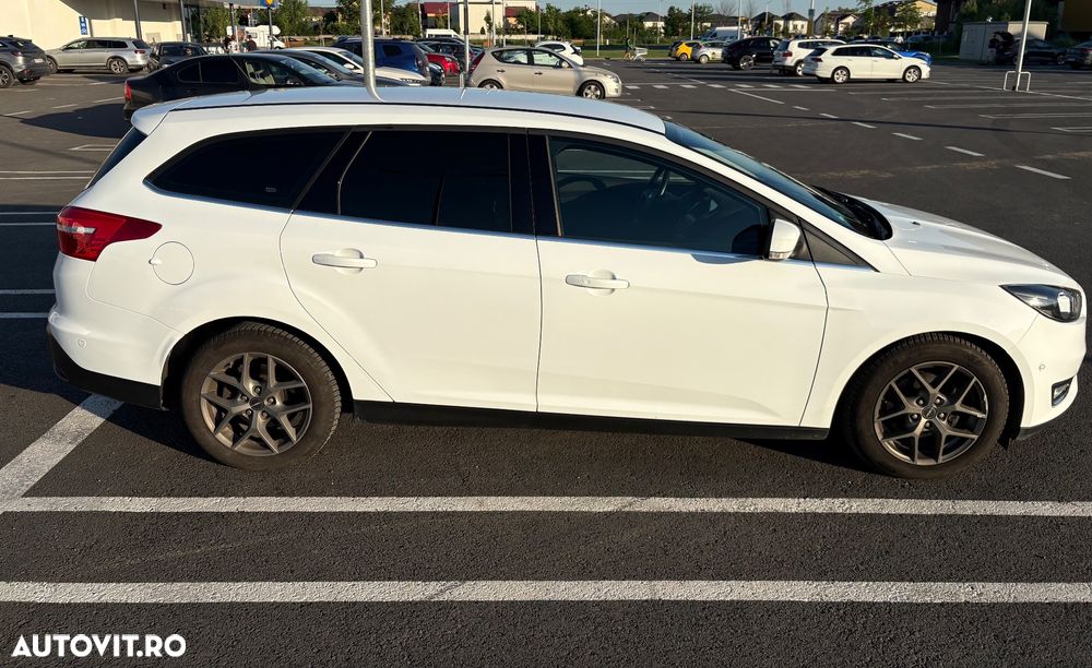 Ford Focus 1.5 TDCi ECOnetic 88g Start-Stopp-Sy Titanium - 2