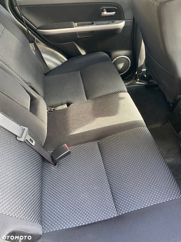 Suzuki Grand Vitara - 6