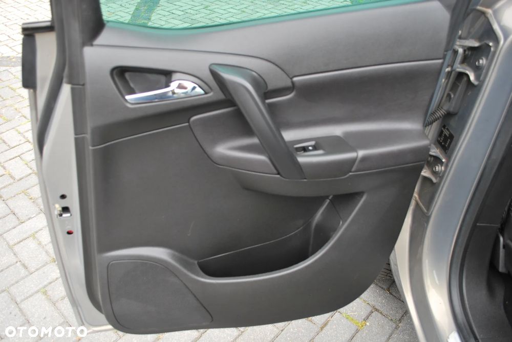 Opel Meriva 1.7 CDTI Innovation - 25