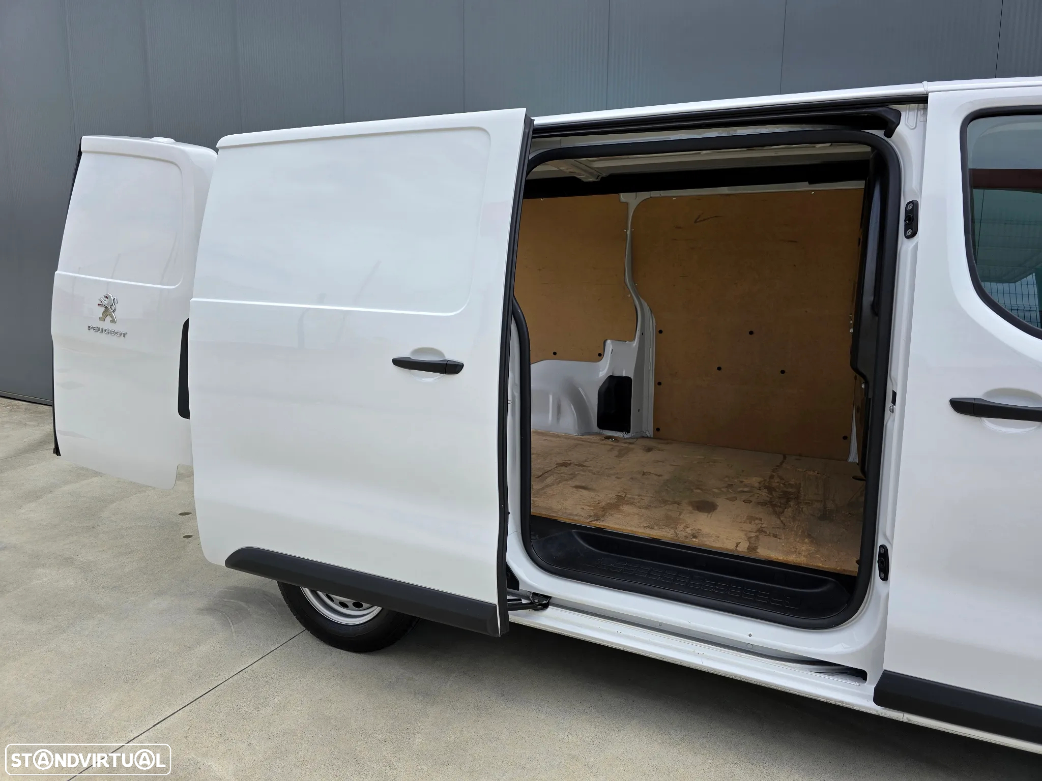 Peugeot Expert L2 1.5 BlueHDI c/ IVA Dedutível - 8