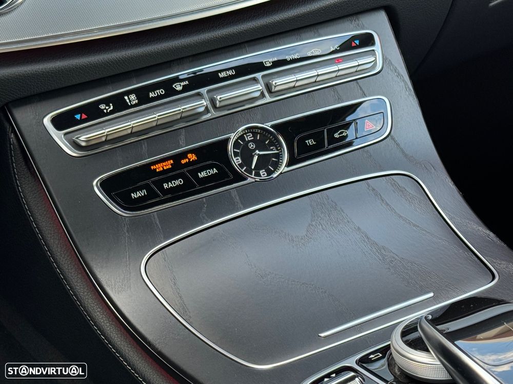 Mercedes-Benz E 220 d AMG Line - 36