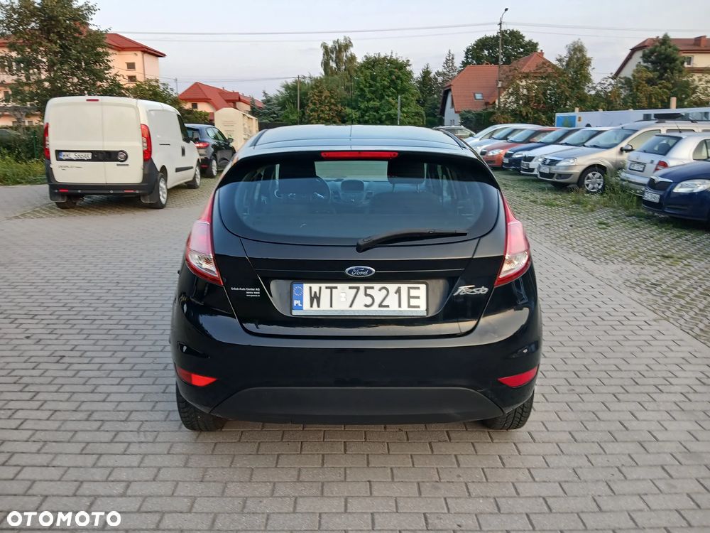 Ford Fiesta - 10