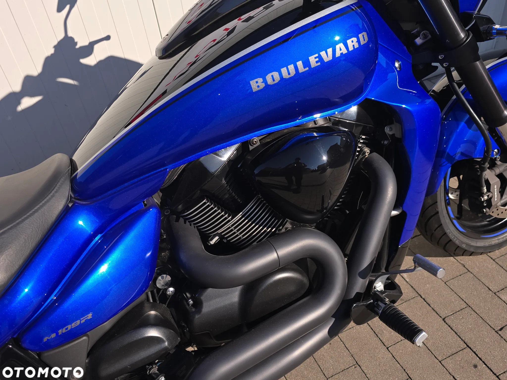 Suzuki Boulevard - 8