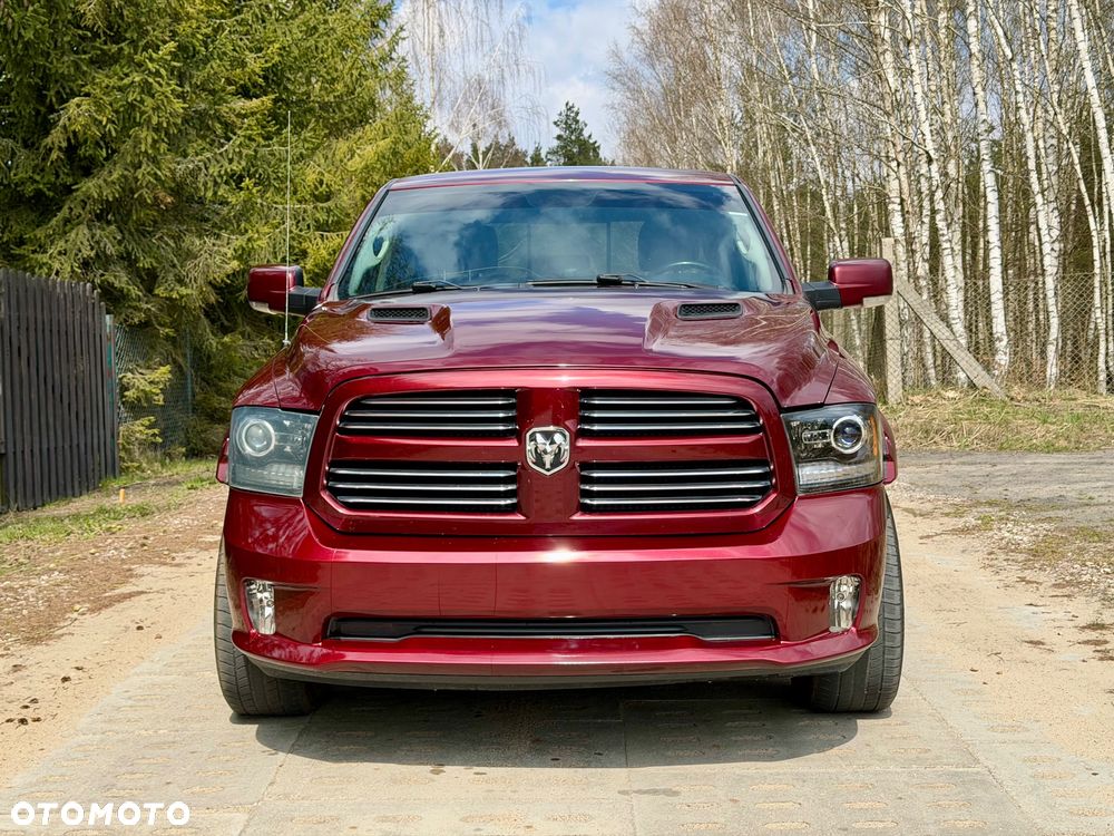 Dodge RAM 5.7 4x4 - 3