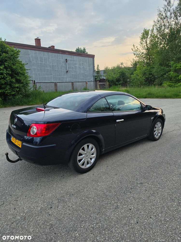 Renault Megane 1.6 Dynamique - 4
