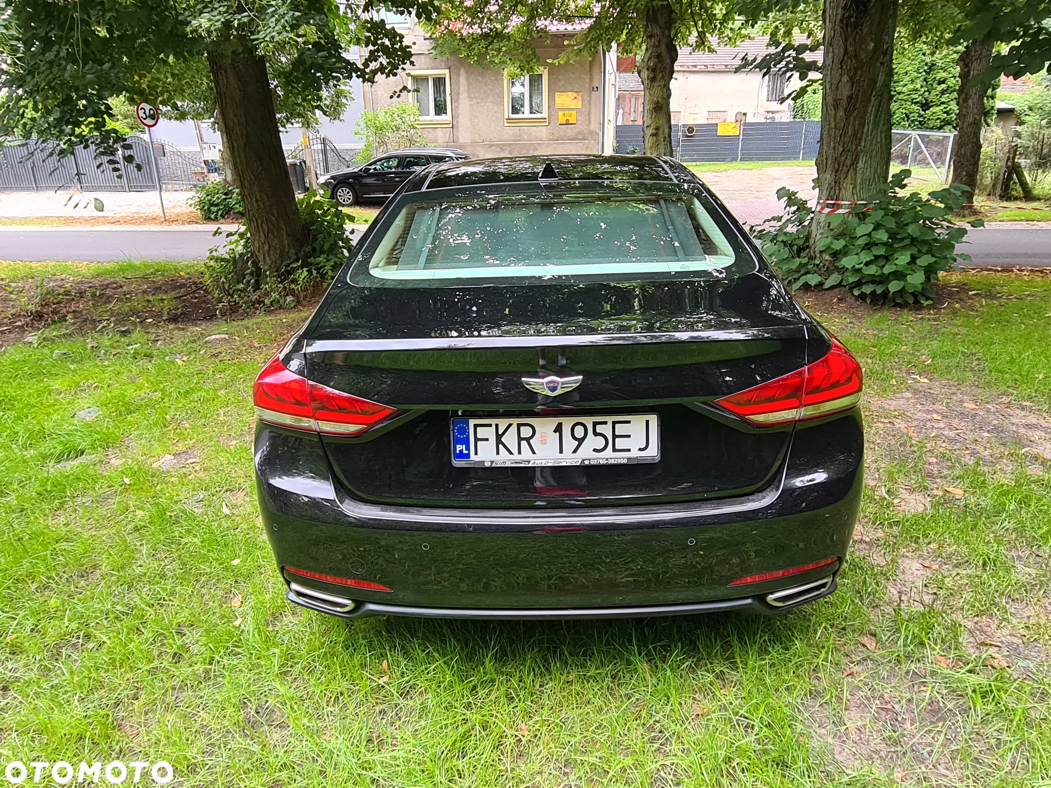 Genesis G80 - 15