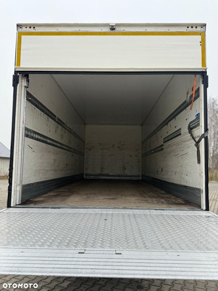 MAN TGM 15.290 / IZOTERMA / WINDA / 18 PALET / AUTOMAT / SYPIALKA / NISKI PRZEBIEG / 2017 ROK / KONTENER - 9