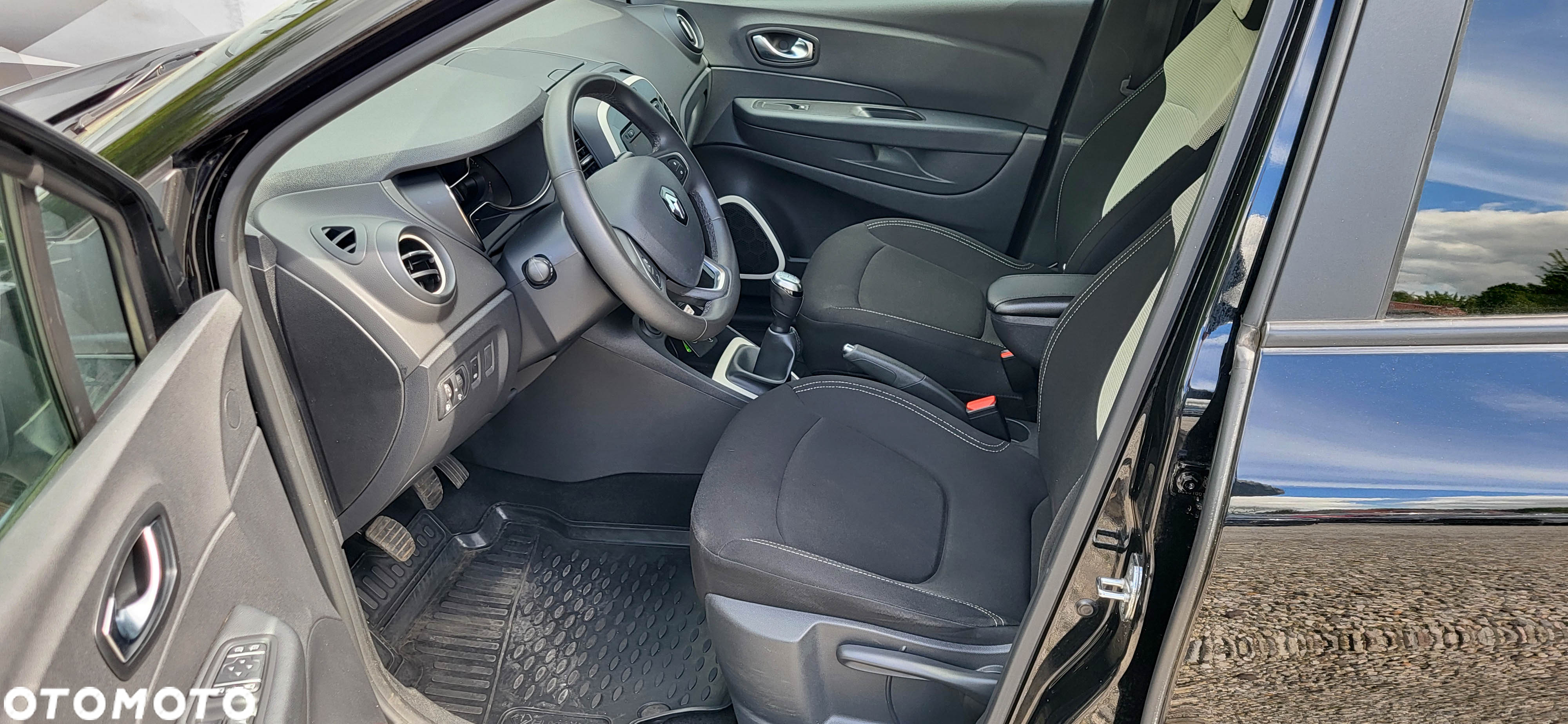 Renault Captur 0.9 Energy TCe XMOD - 17