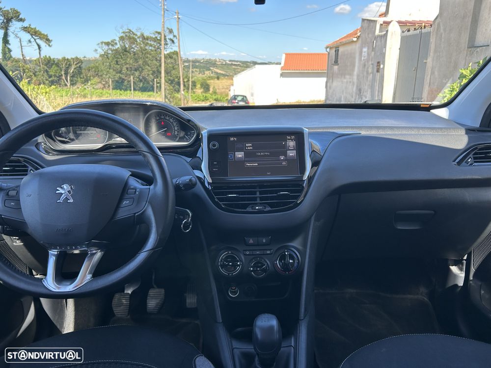 Peugeot 208 1.2 PureTech Active - 4