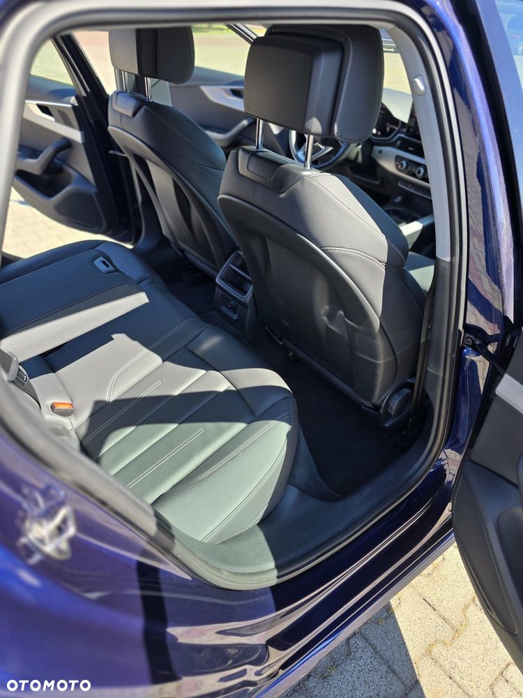 Audi A4 Avant - 16