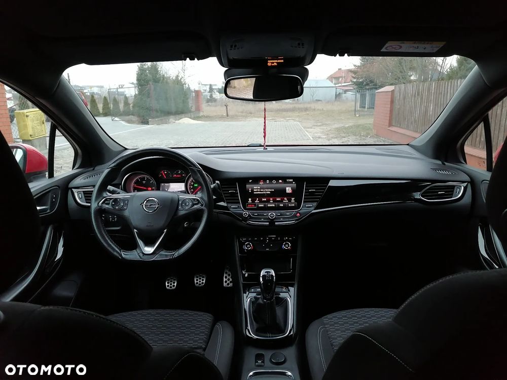 Opel Astra 1.6 D (CDTI) Start/Stop Dynamic - 11