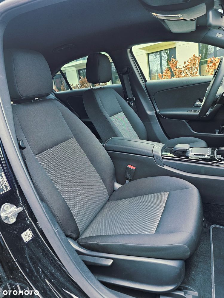 Mercedes-Benz Klasa A 250 e PHEV Progressive 8G-DCT - 19