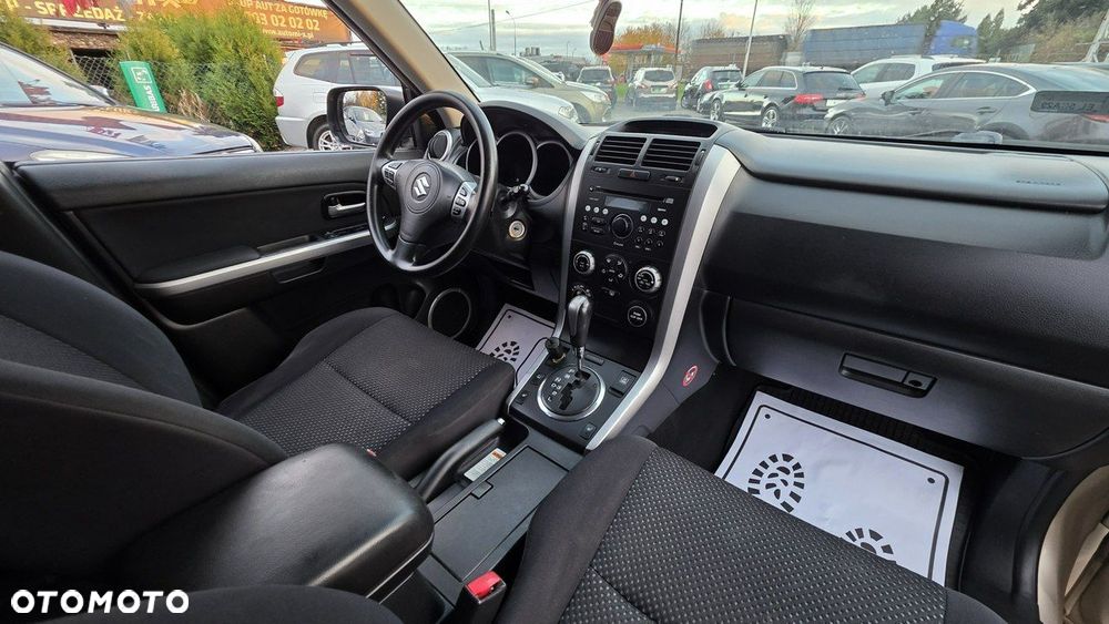 Suzuki Grand Vitara - 20
