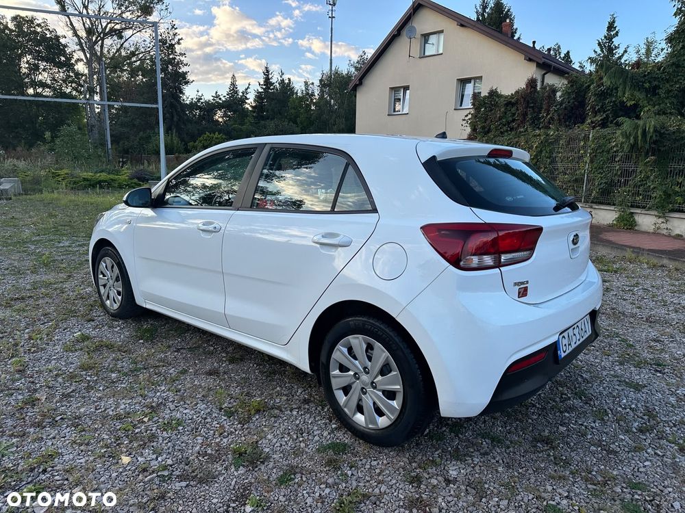 Kia Rio 1.4 crdi M - 5