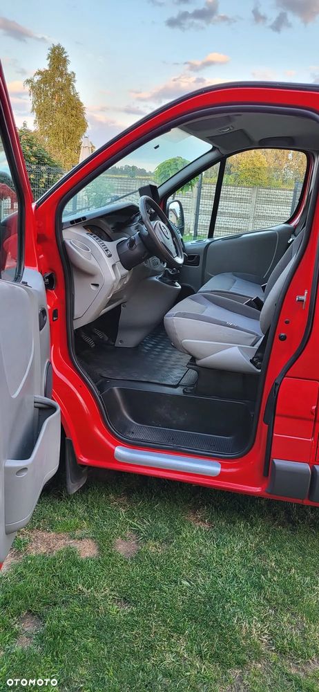 Opel Vivaro L2H1 2.9t - 11