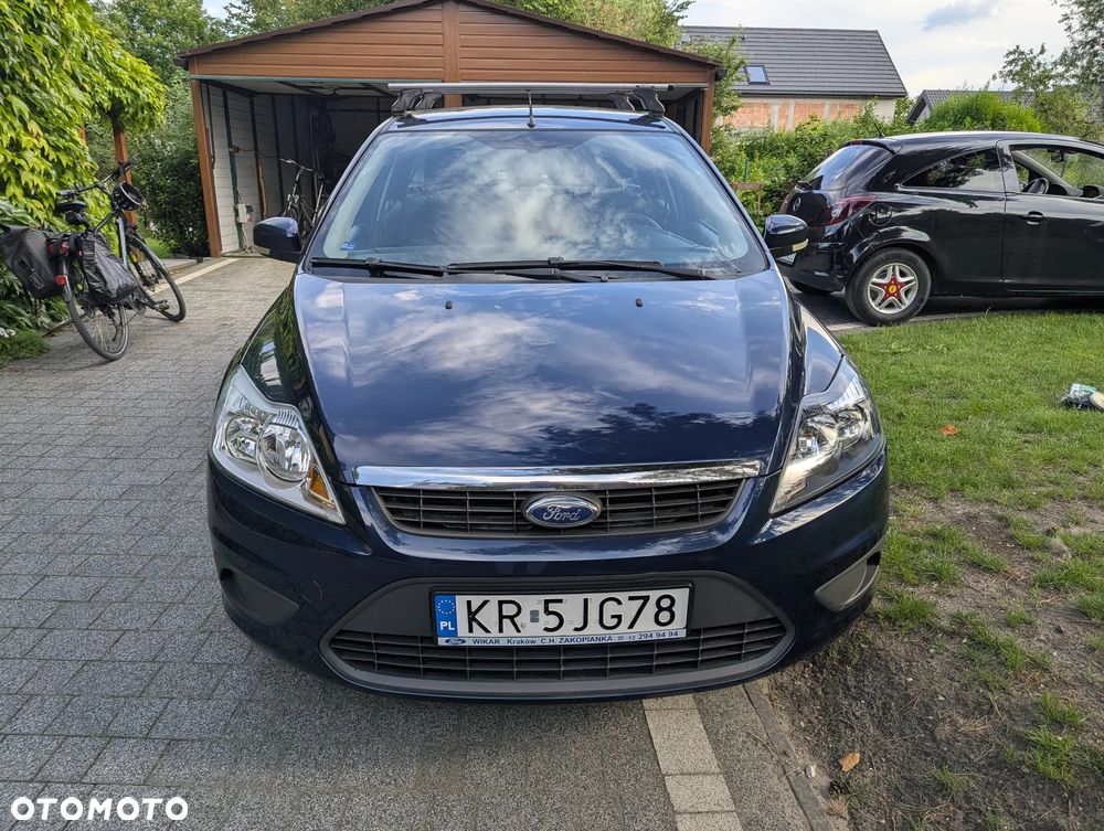 Ford Focus ver-1-6-trend-eu5 - 3