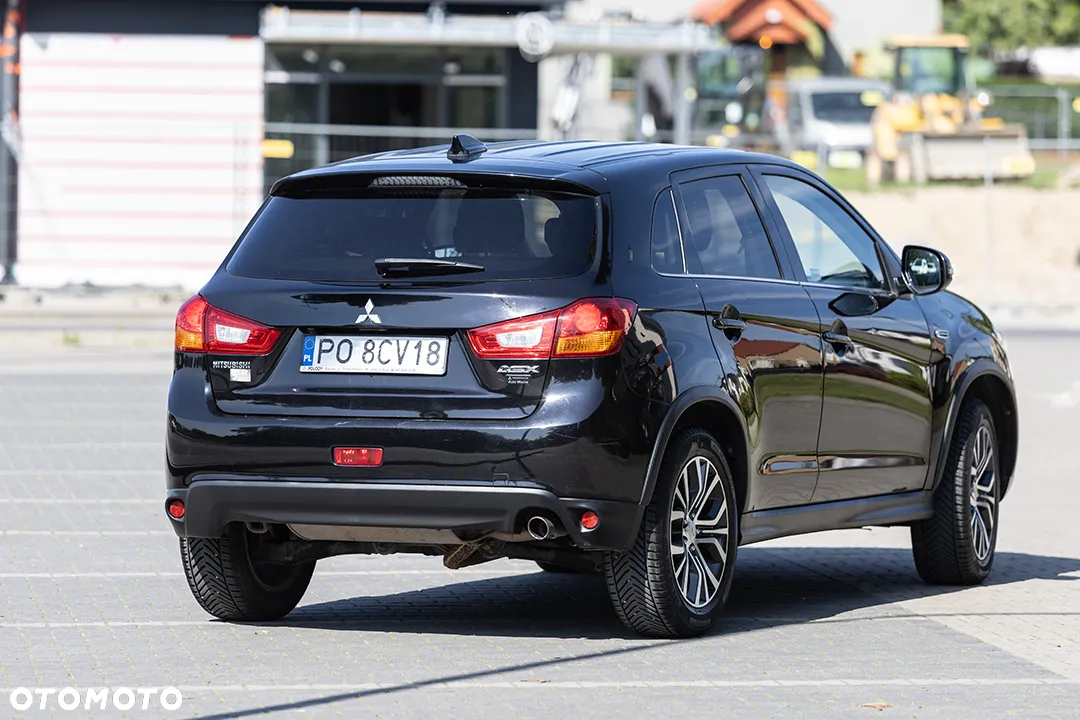 Mitsubishi ASX - 4